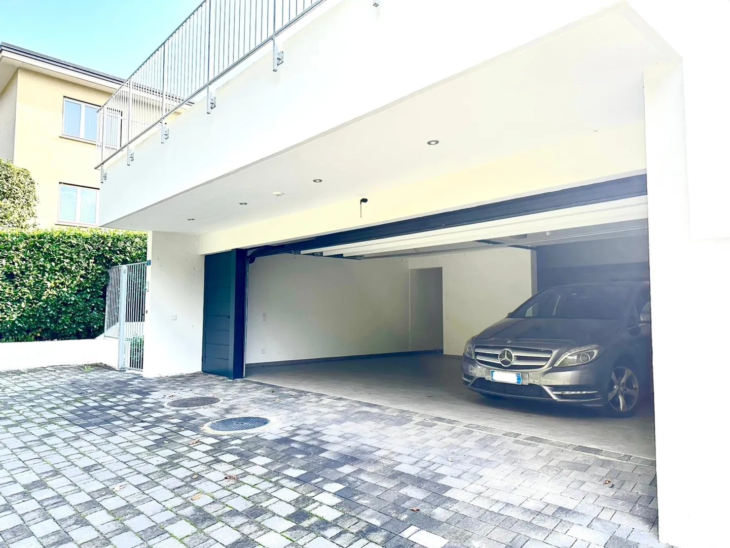 Dream villa in Lugano with 6.5 rooms and breathtaking views - Photo 10 of 10