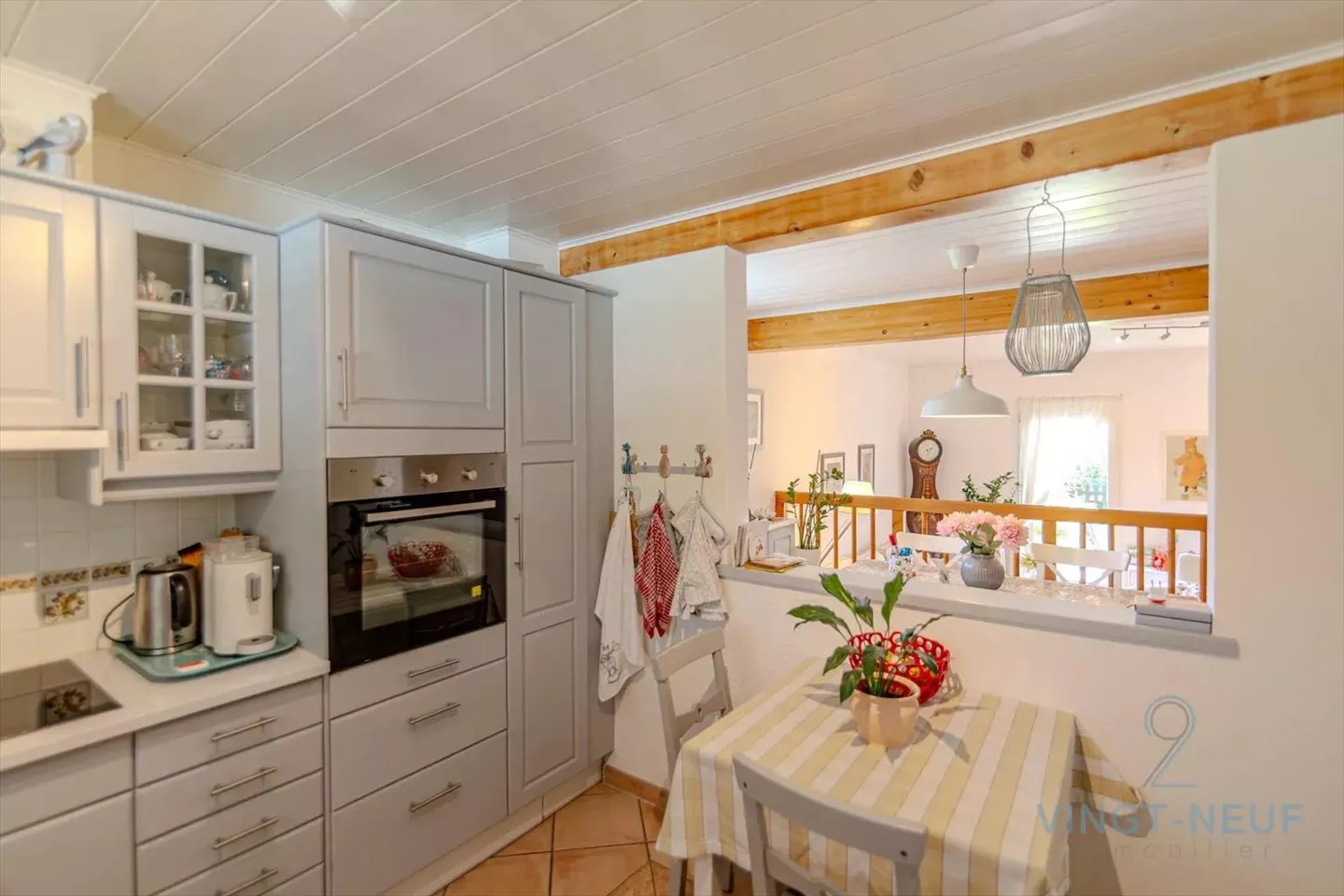 Ideal for a family - 5-room house with garden - Photo 4 of 12