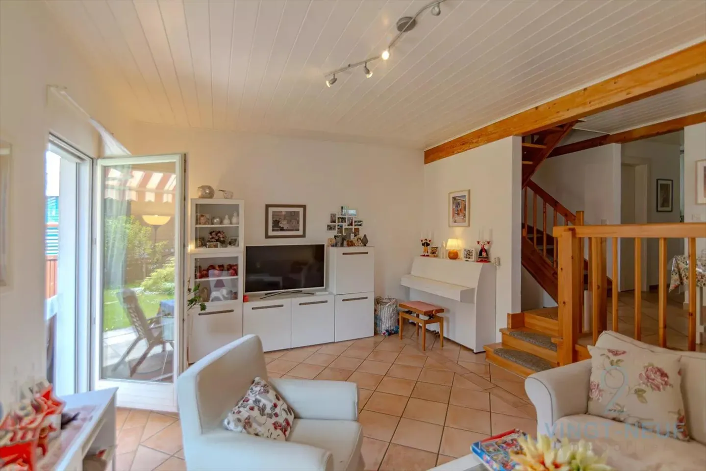 Ideal for a family - 5-room house with garden - Photo 2 of 12