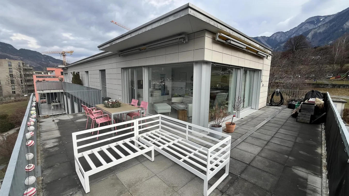 Beautiful penthouse apartment in the orchard in Masans - Photo 10 of 12