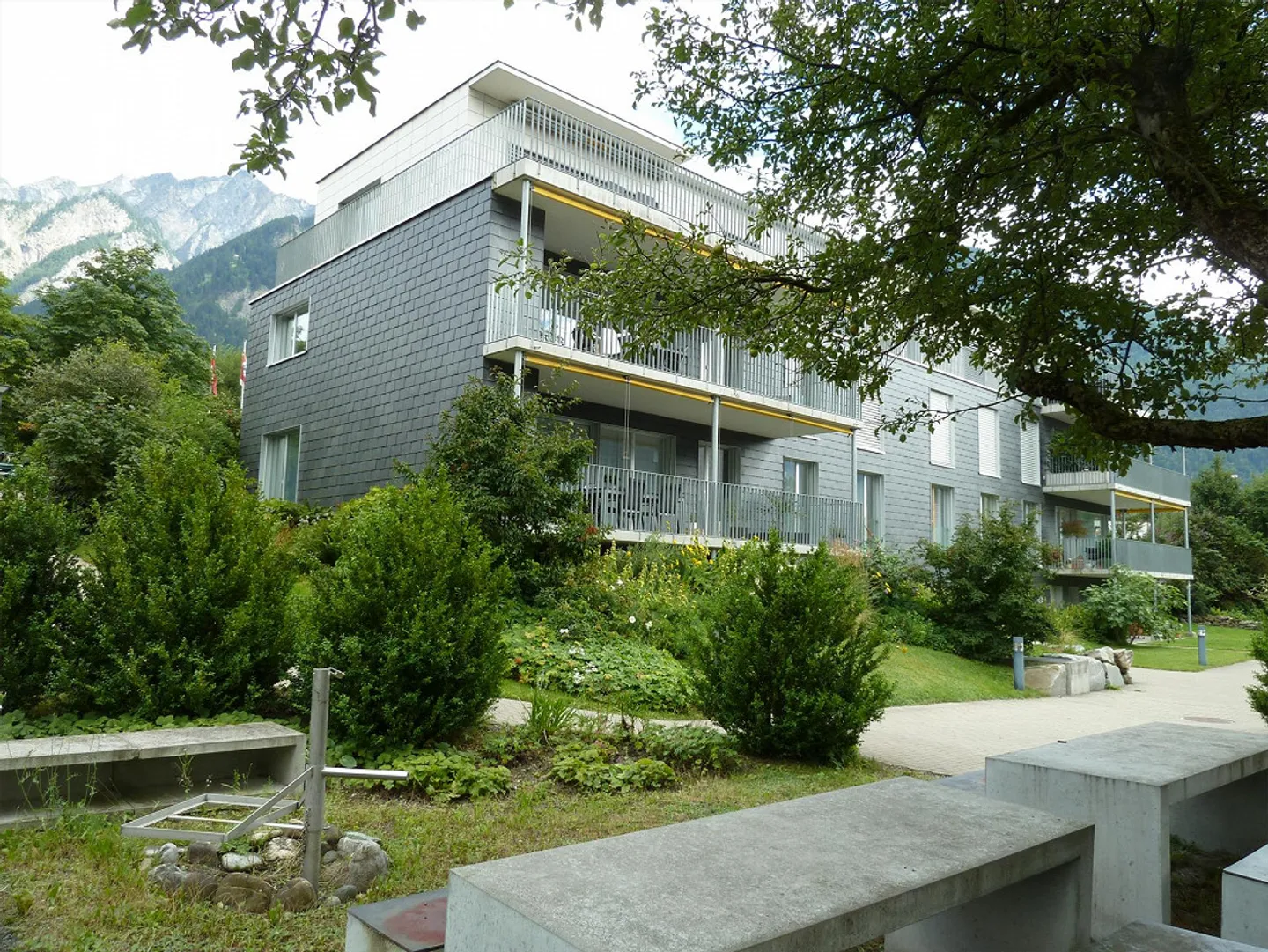 Beautiful penthouse apartment in the orchard in Masans - Photo 11 of 12