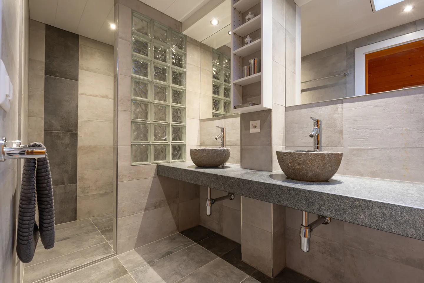 Appartamento in affitto - Foto 10 di 14