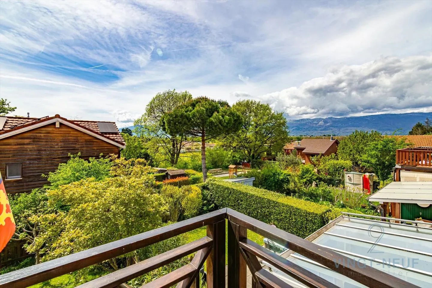 Ideal for a family - 5-room house with garden - Photo 9 of 12