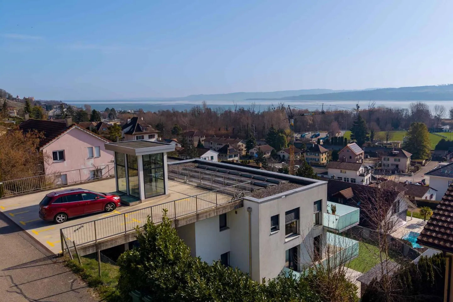 Duplex con 4,5 stanze, cantina, giardino e vista lago - Foto 11 di 12