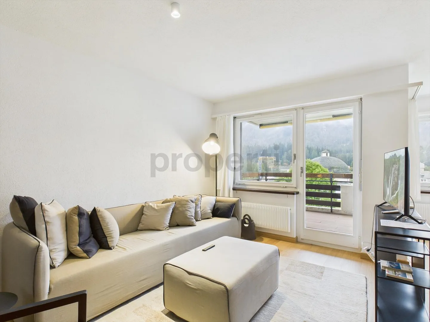 Appartamento moderno di 3,5 locali nella località sciistica di San Bernardino - Residenza principale / secondaria - Foto 2 di 12