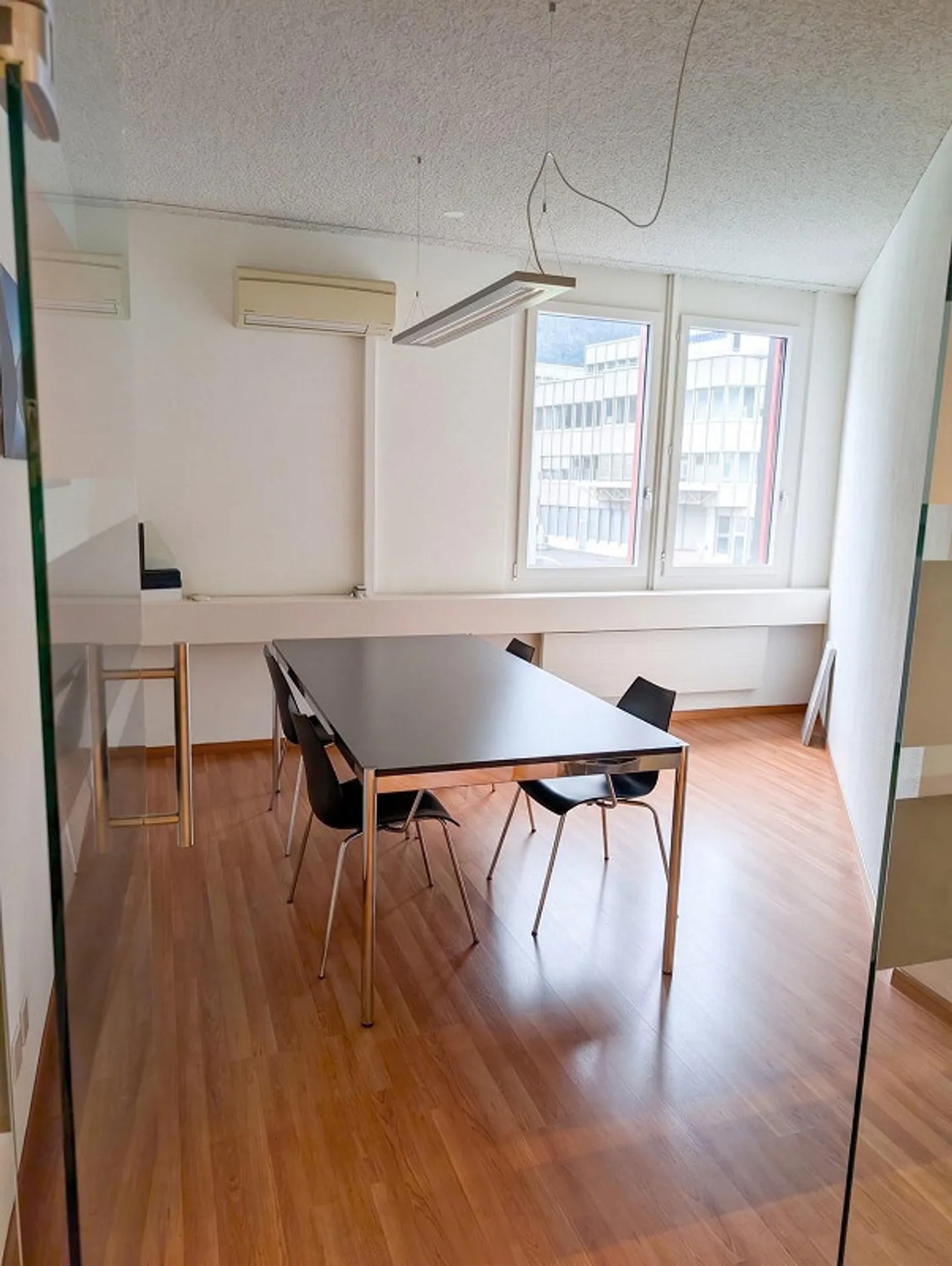 Your new company location in Chur 105 m² with optimal room layout - Photo 3 of 7