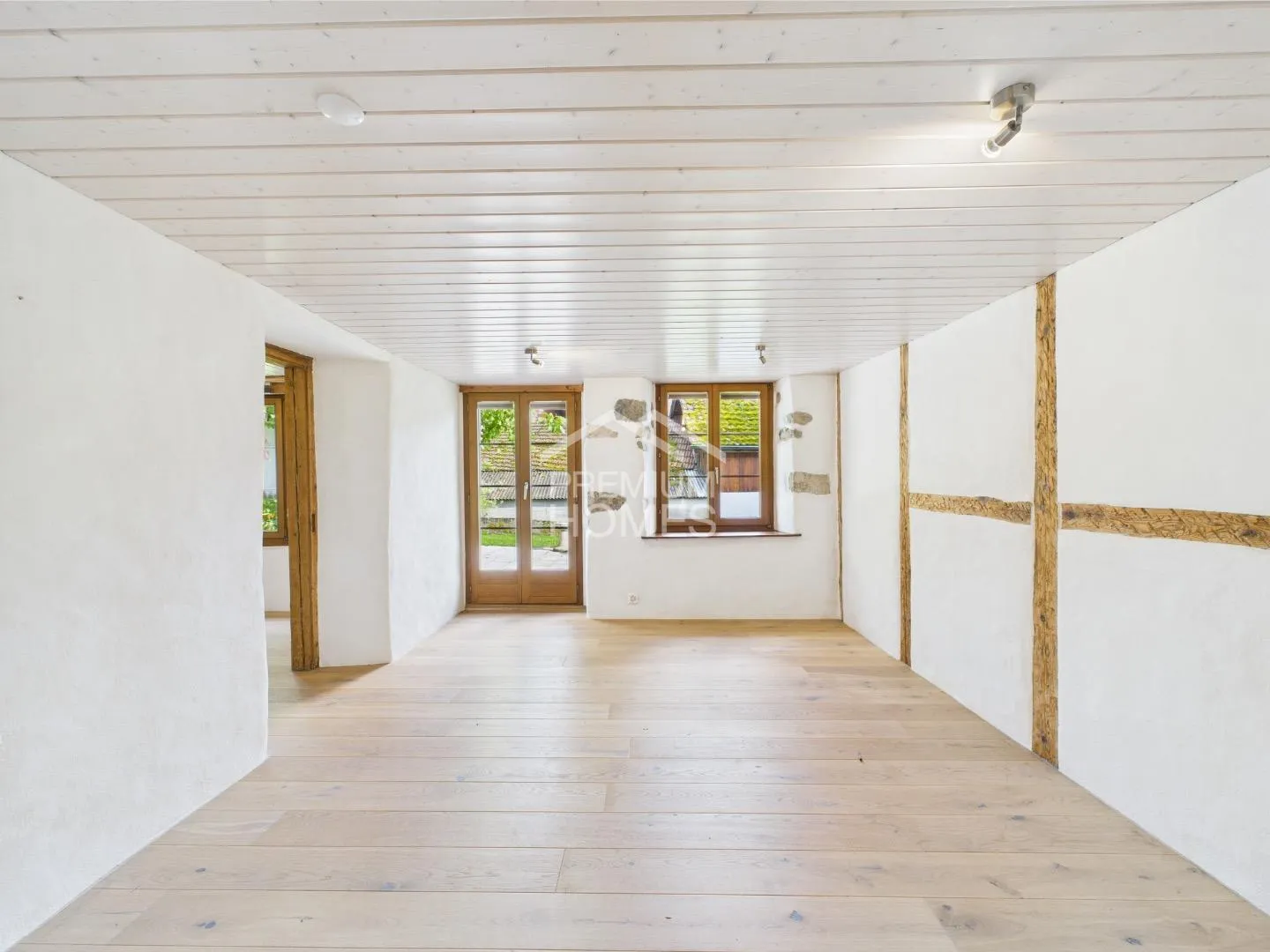 Residential building for sale - Photo 5 of 12