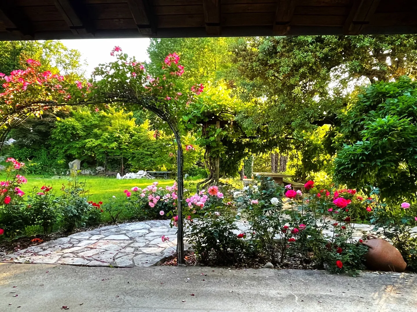 Charmante Villa im Grünen - Foto 2 von 10