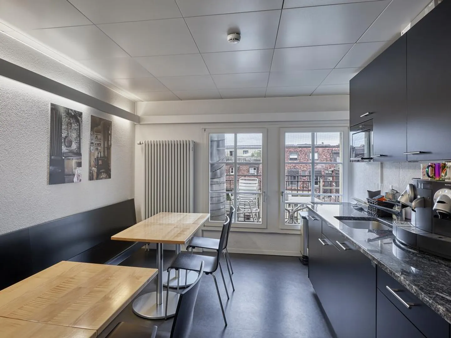 Espace de bureau dans un emplacement central - Photo 4 sur 6