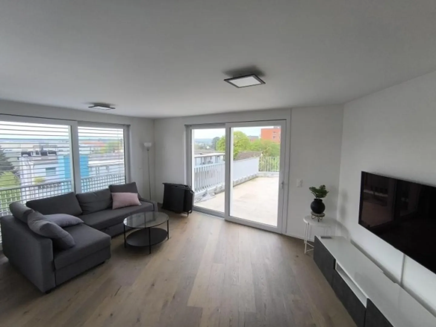 Ideal for commuters - Photo 4 of 6