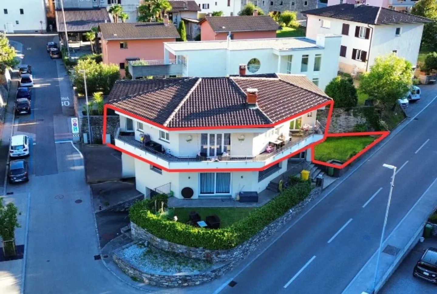 5.5-room apartment 1st floor, with covered parking space and terrace in a two-family house - Photo 7 of 7