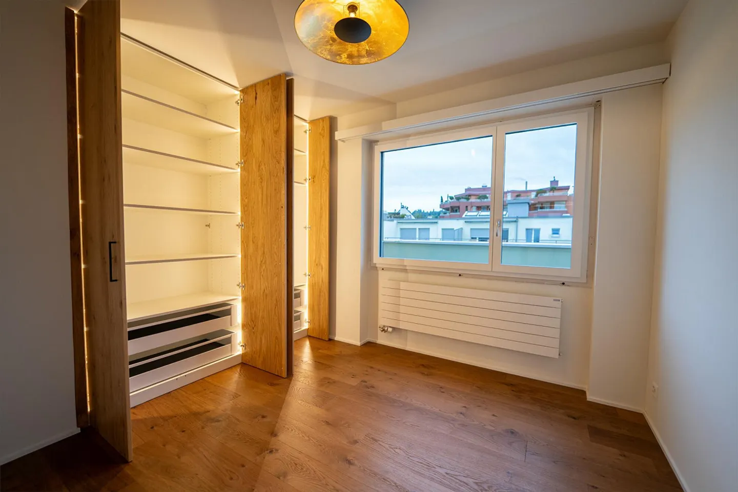 Appartamento attico di 3,5 locali recentemente ristrutturato nel quartiere Seeburg - Foto 4 di 6