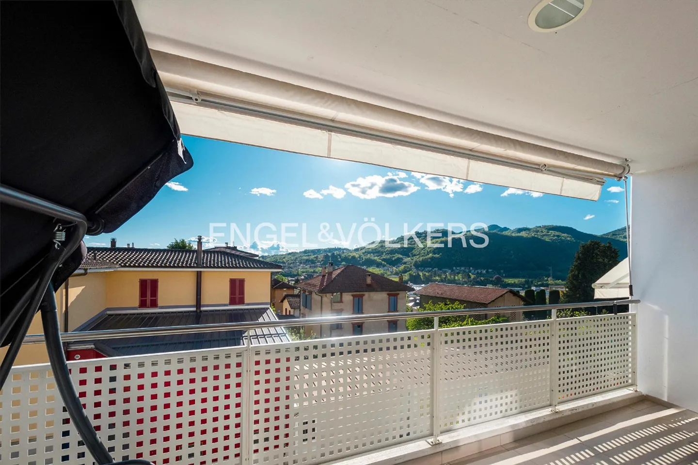 Vivere nel cuore di Mendrisio: nuovo ed elegante appartamento - Foto 11 di 13
