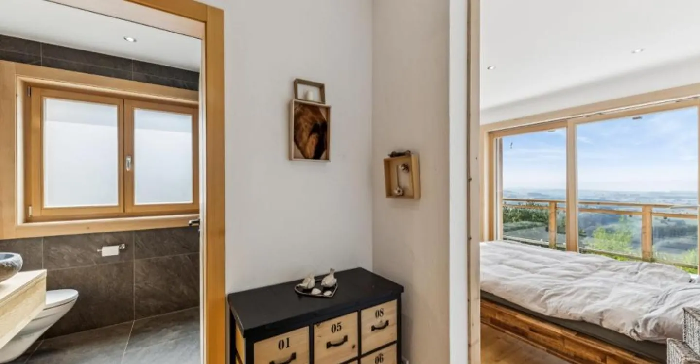 Herzschlag für diesen atemberaubenden Blick in La Roche! - Foto 7 von 12