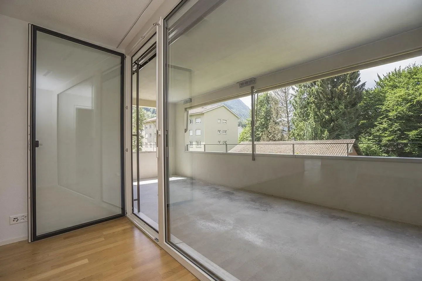 Appartement moderne de 4,5 pièces au cœur d'Interlaken - Photo 4 sur 8
