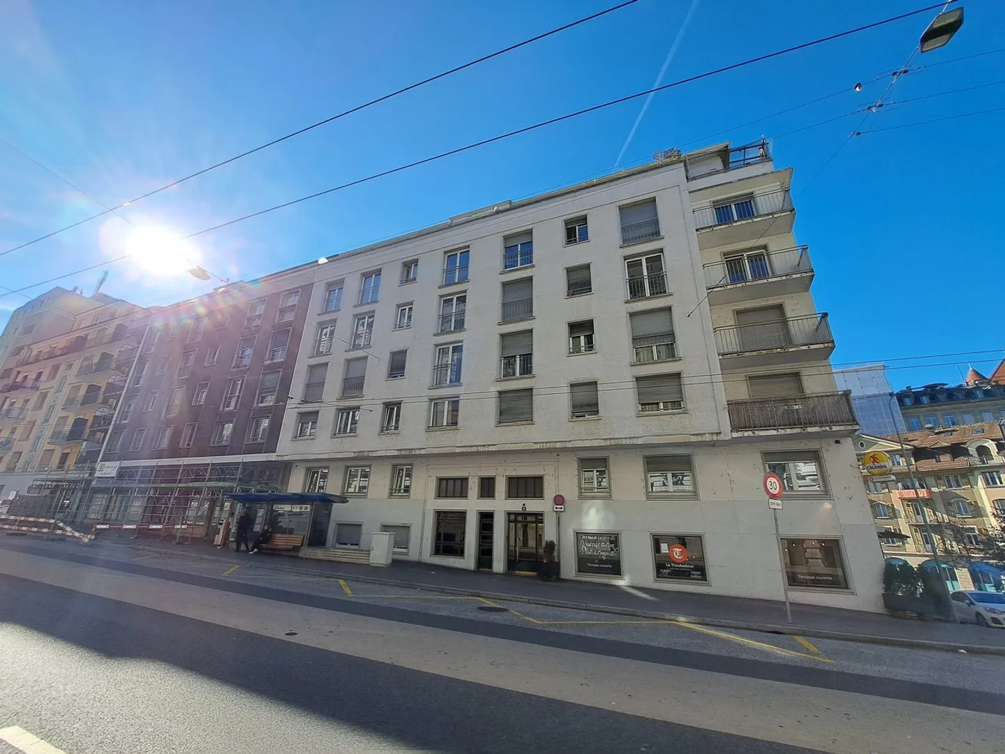 Spacious 2.5-room apartment for rent in Lausanne - Photo 1 of 1