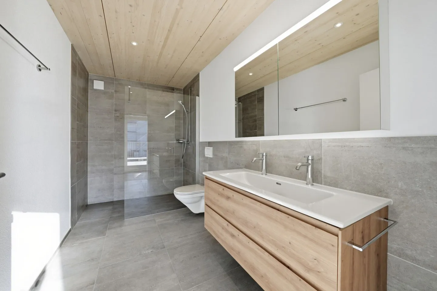 Rent-to-Own: Move in today, own tomorrow - modern semi-detached family house in Stein am Rhein - Photo 13 of 34
