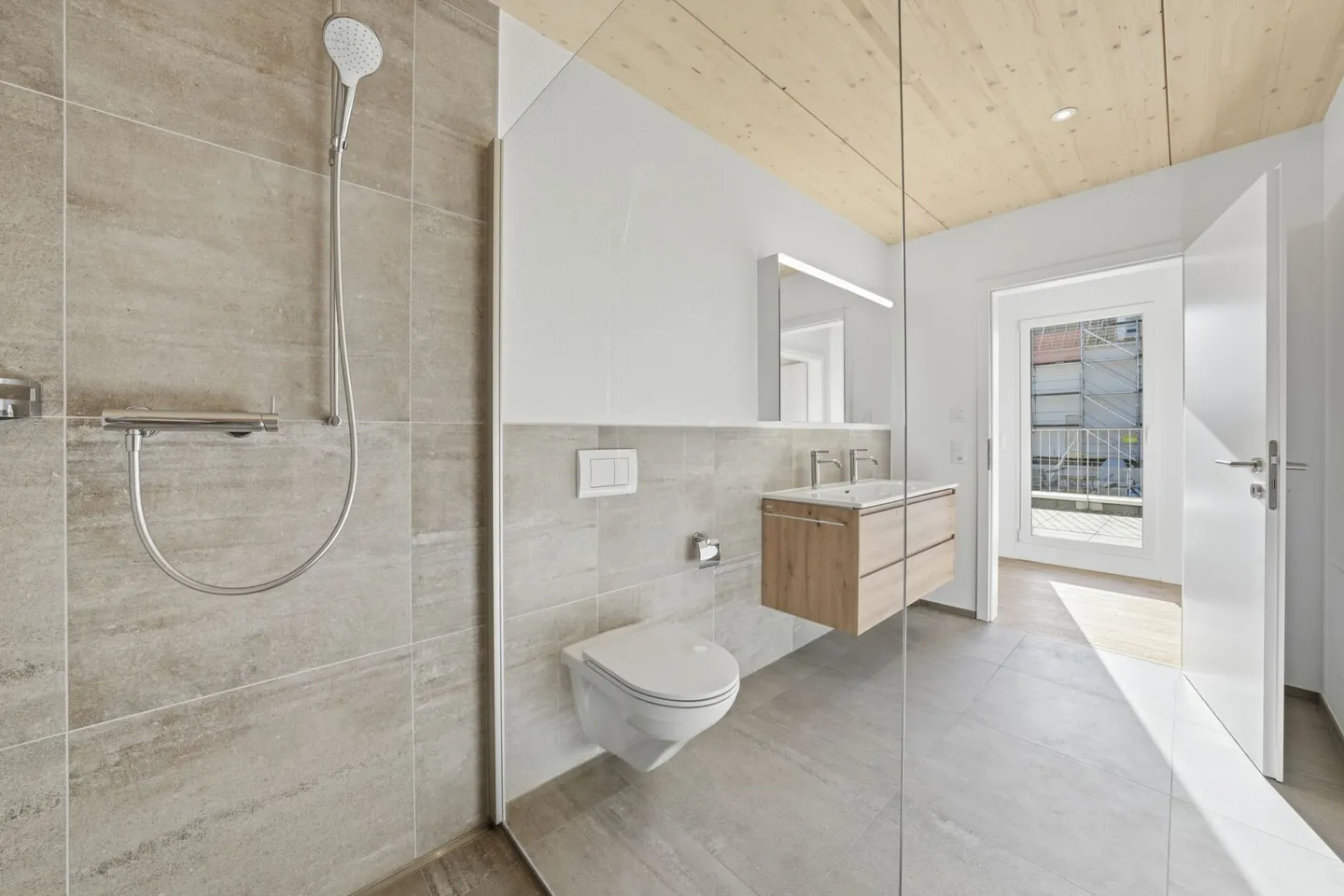 Rent-to-Own: Move in today, own tomorrow - modern semi-detached family house in Stein am Rhein - Photo 20 of 34