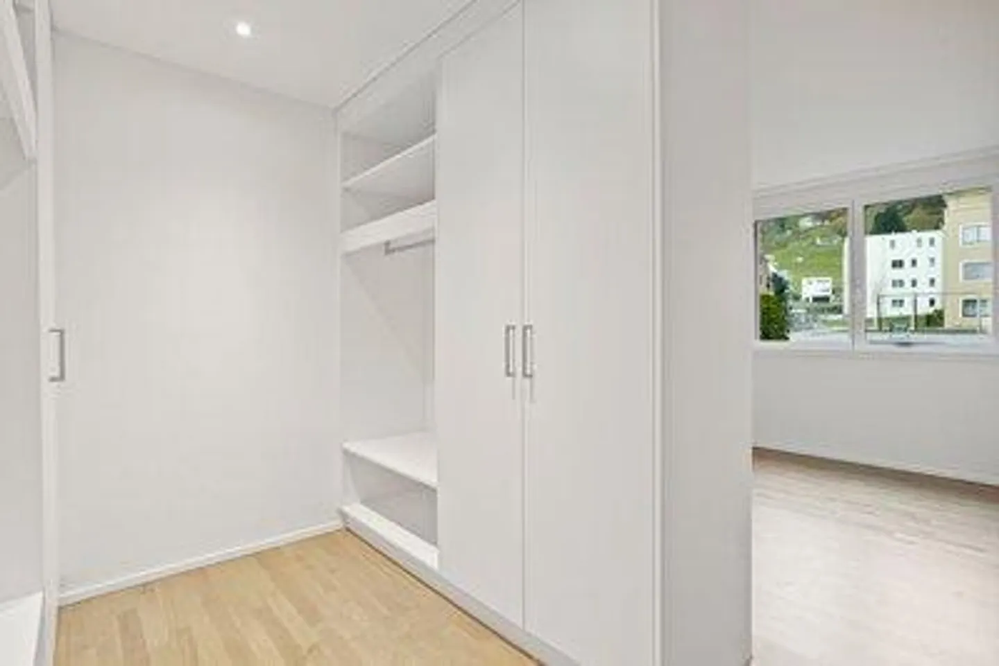 Stilvolle und hochwertig ausgebaute Wohnung - Photo 4 sur 13
