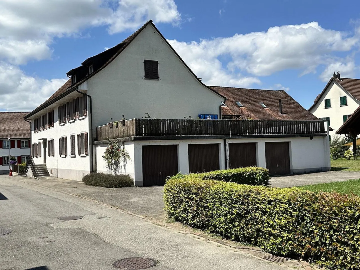 Multi-family house with extension possibility - Photo 1 of 7