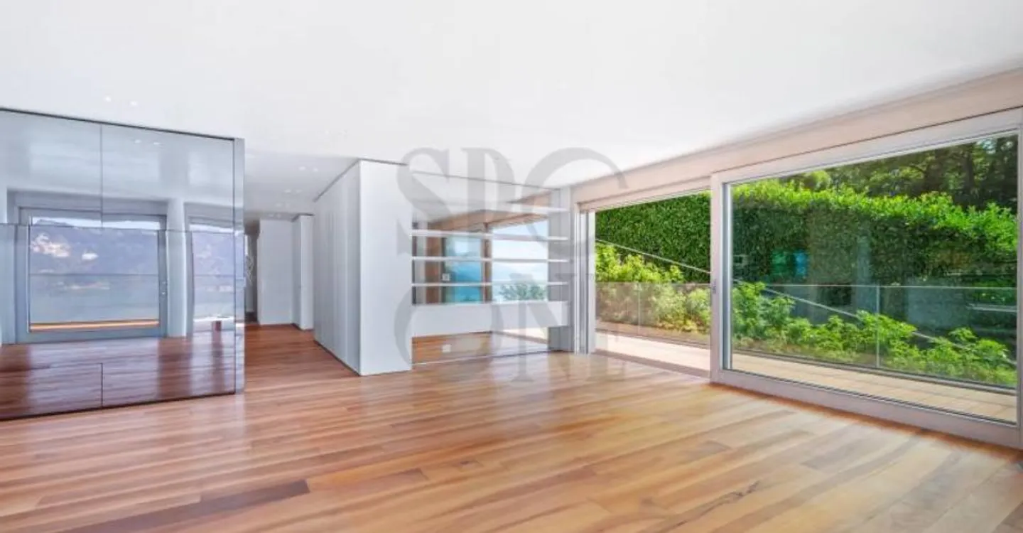 Appartement de Luxe avec Vue Époustouflante - Photo 3 sur 11