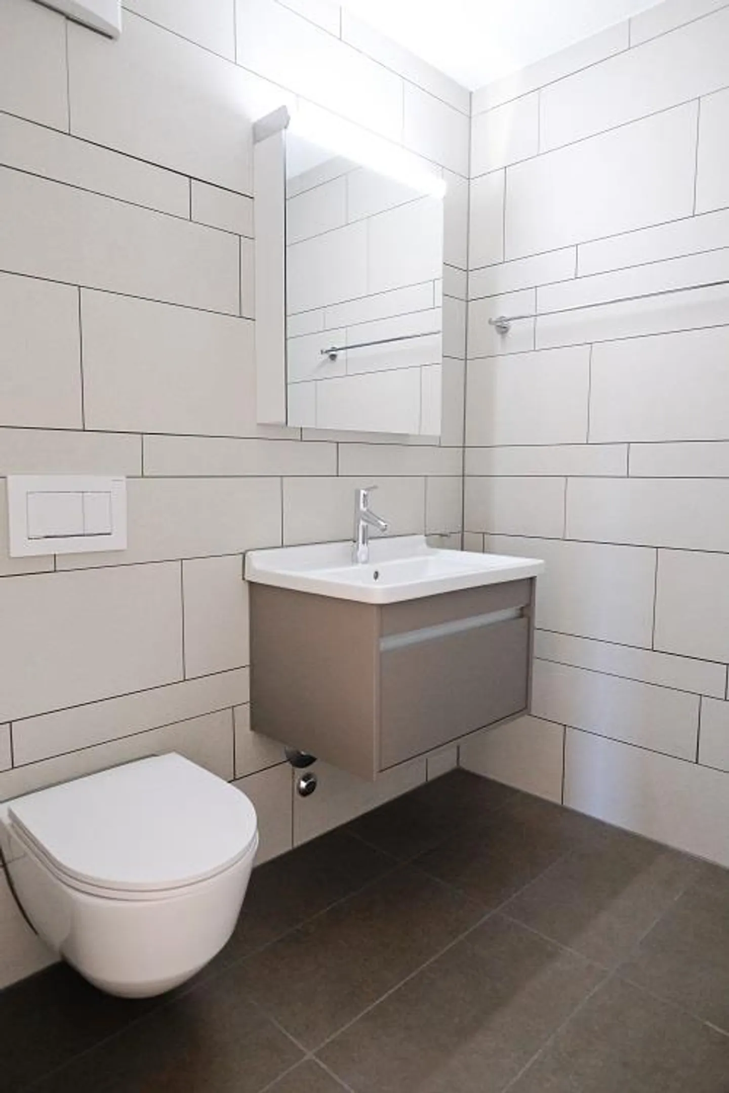 Dreamy Bright Apartment - Photo 7 of 10