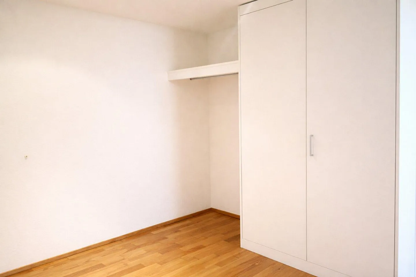 Appartement moderne de 3,5 pièces à louer à Mettmenstetten - Photo 5 sur 8
