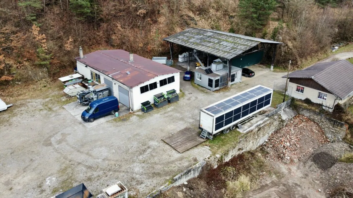 Investitori attenzione: 7'833 m² di terreno commerciale con diritti d'acqua esclusivi - Foto 10 di 10