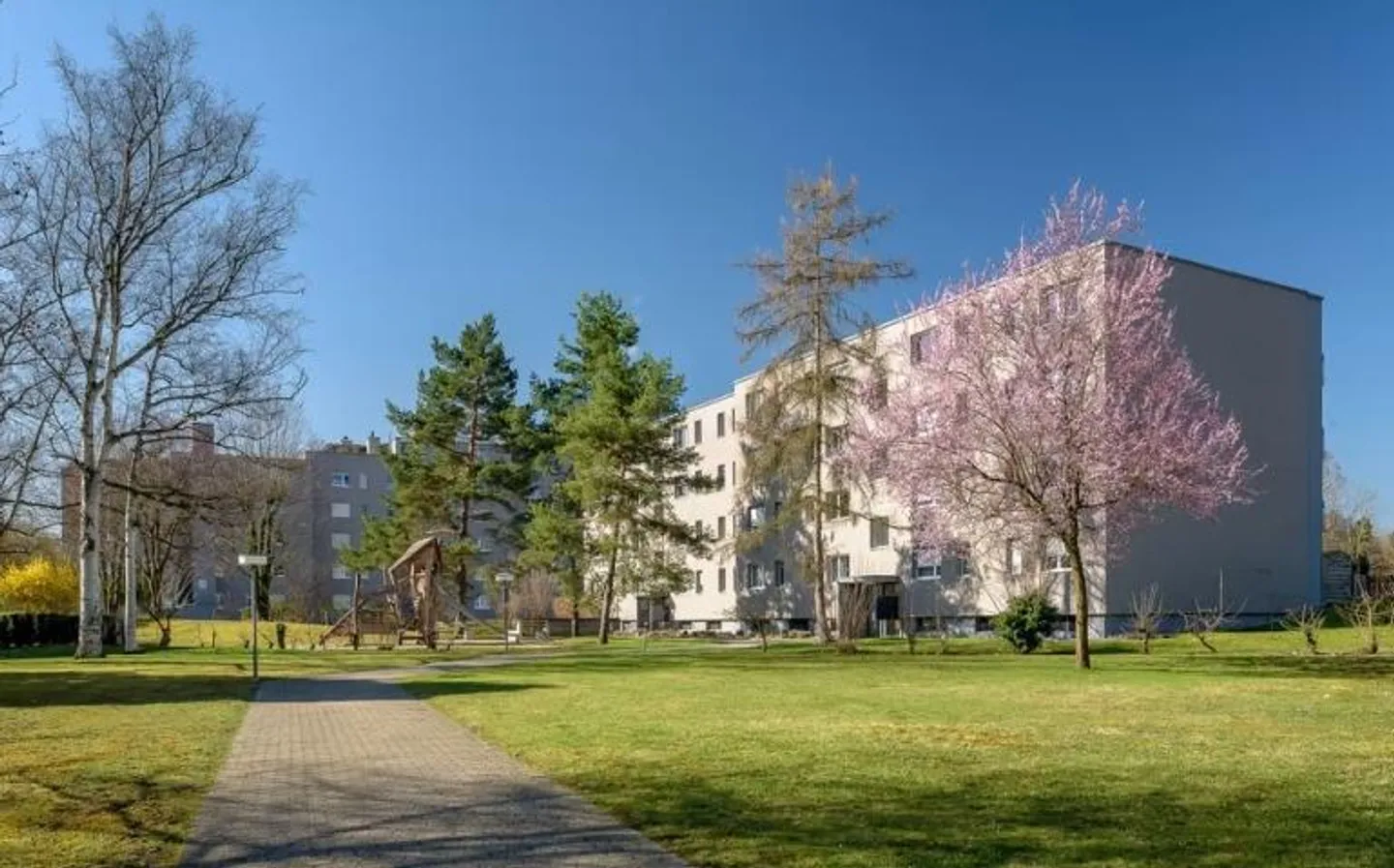 Einstellhallenparkplatz in Dornach - Foto 1 von 1