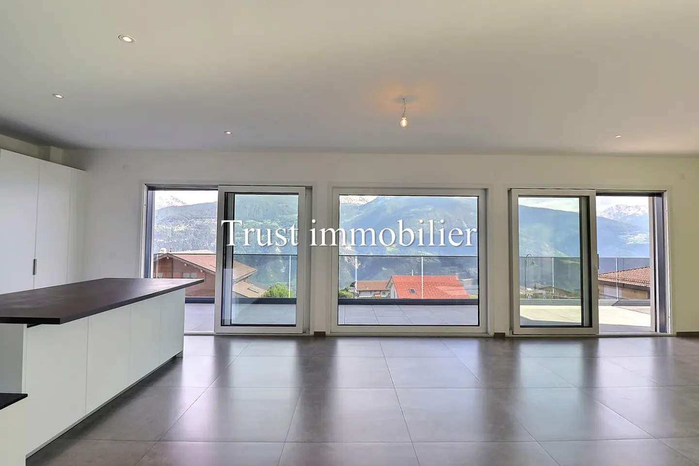6024. Beautiful new house in Chermignon d'en Haut - Photo 5 of 13