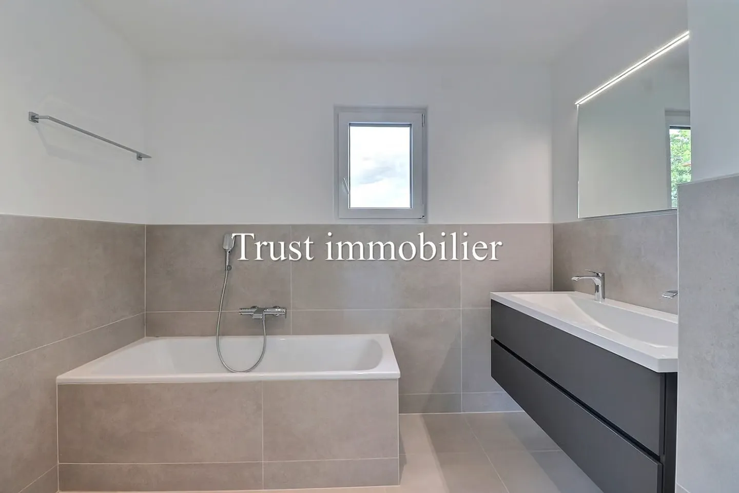 6024. Beautiful new house in Chermignon d'en Haut - Photo 9 of 13