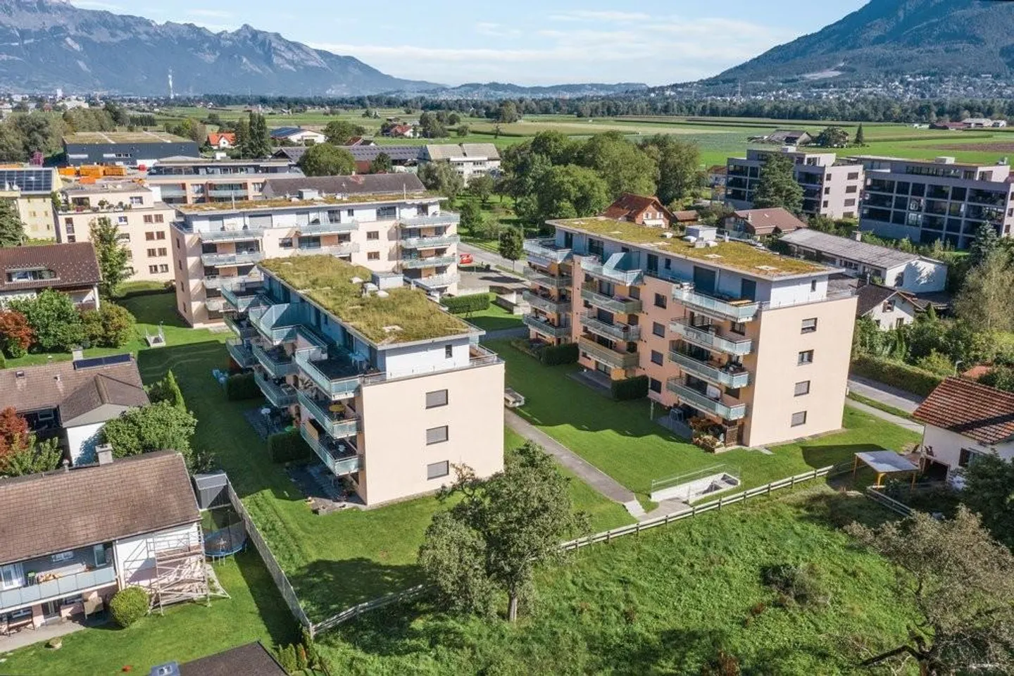 Sunny 4.5 room apartment in Sevelen - Photo 1 of 10