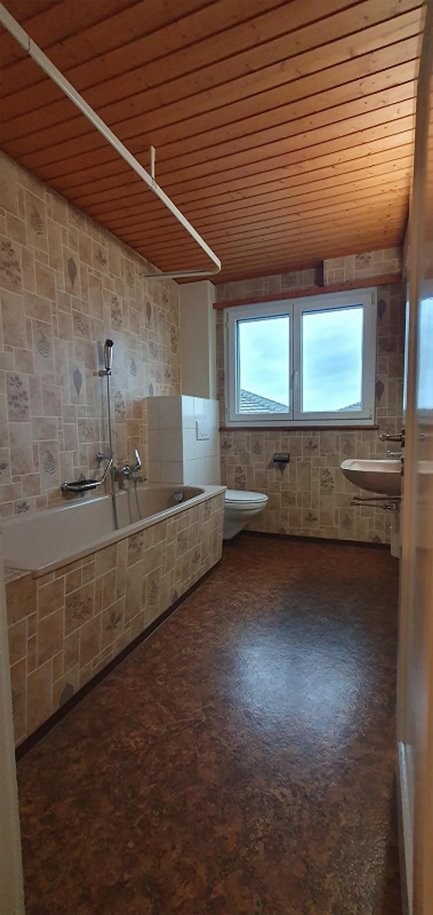 Bellissimo appartamento di 4 stanze al 1° piano a Fraubrunnen in affitto - Foto 8 di 8