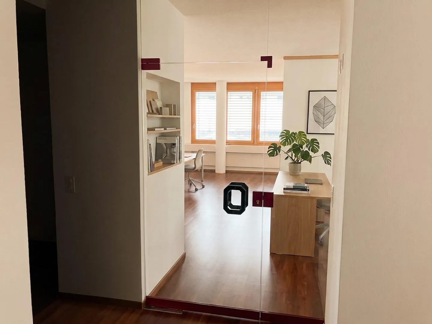 The suitable office space for your company centrally located in Chur - Photo 2 of 5