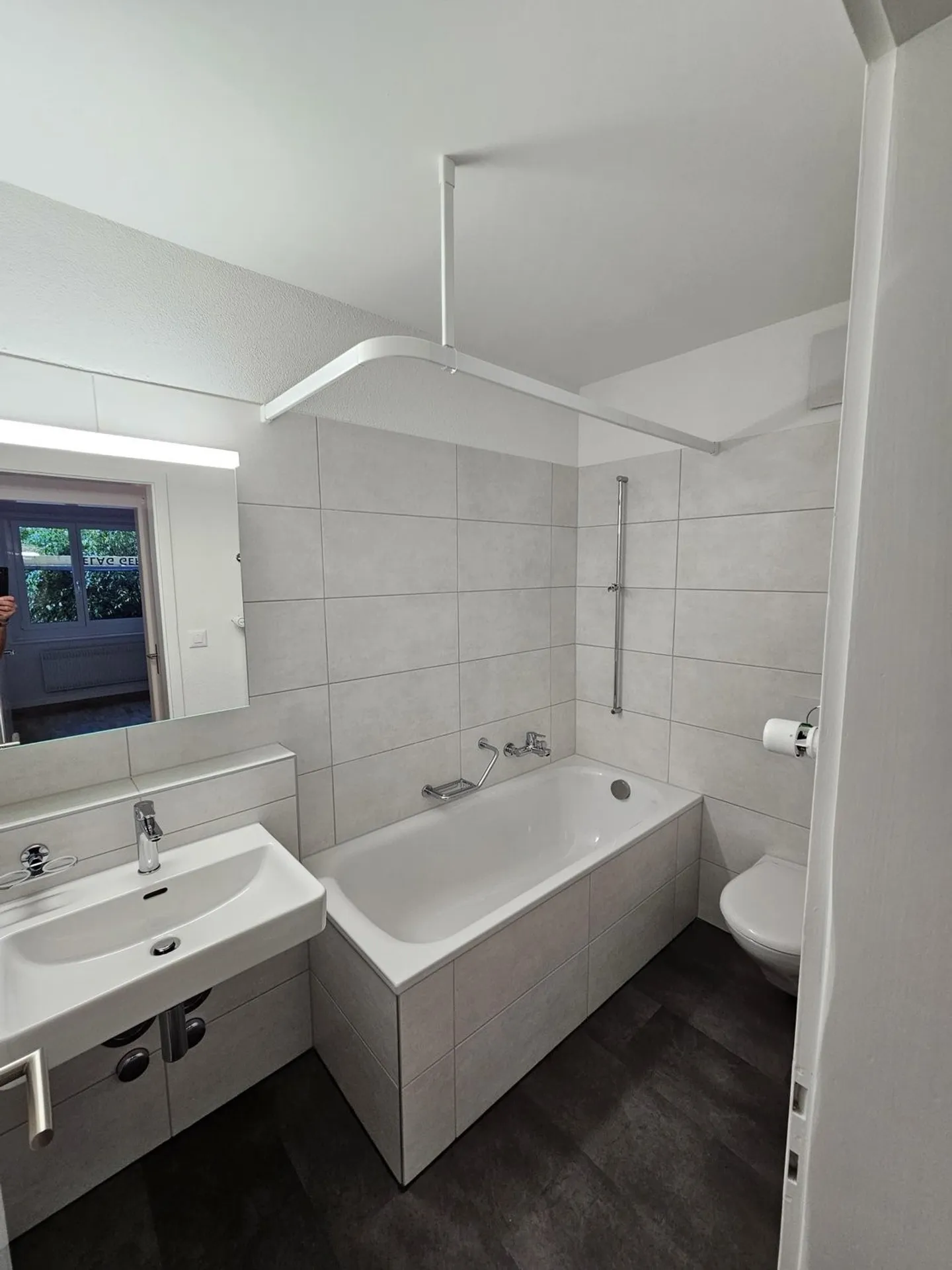 Appartamento di 3 stanze ristrutturato energeticamente nel quartiere Breitenrain - Foto 6 di 8