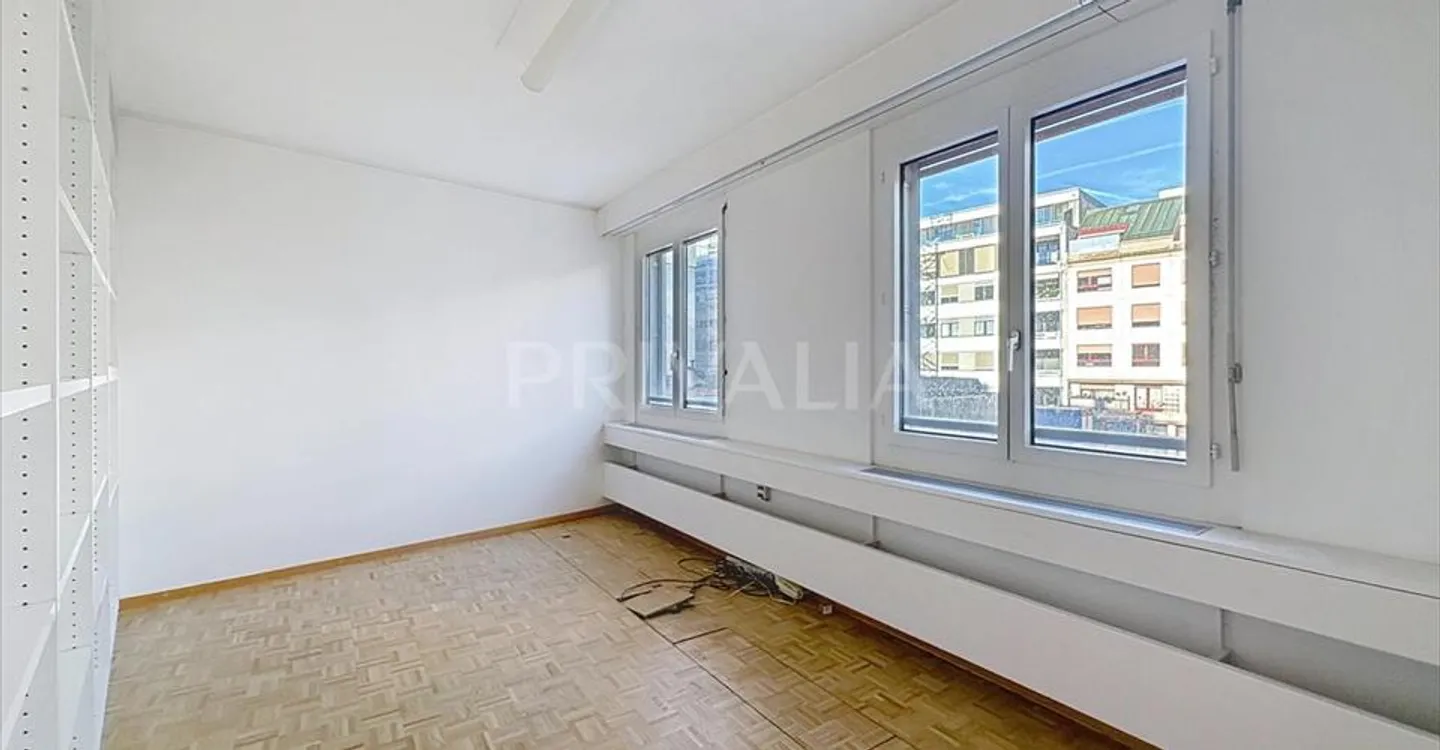 Spazio ufficio in affitto - Foto 8 di 11