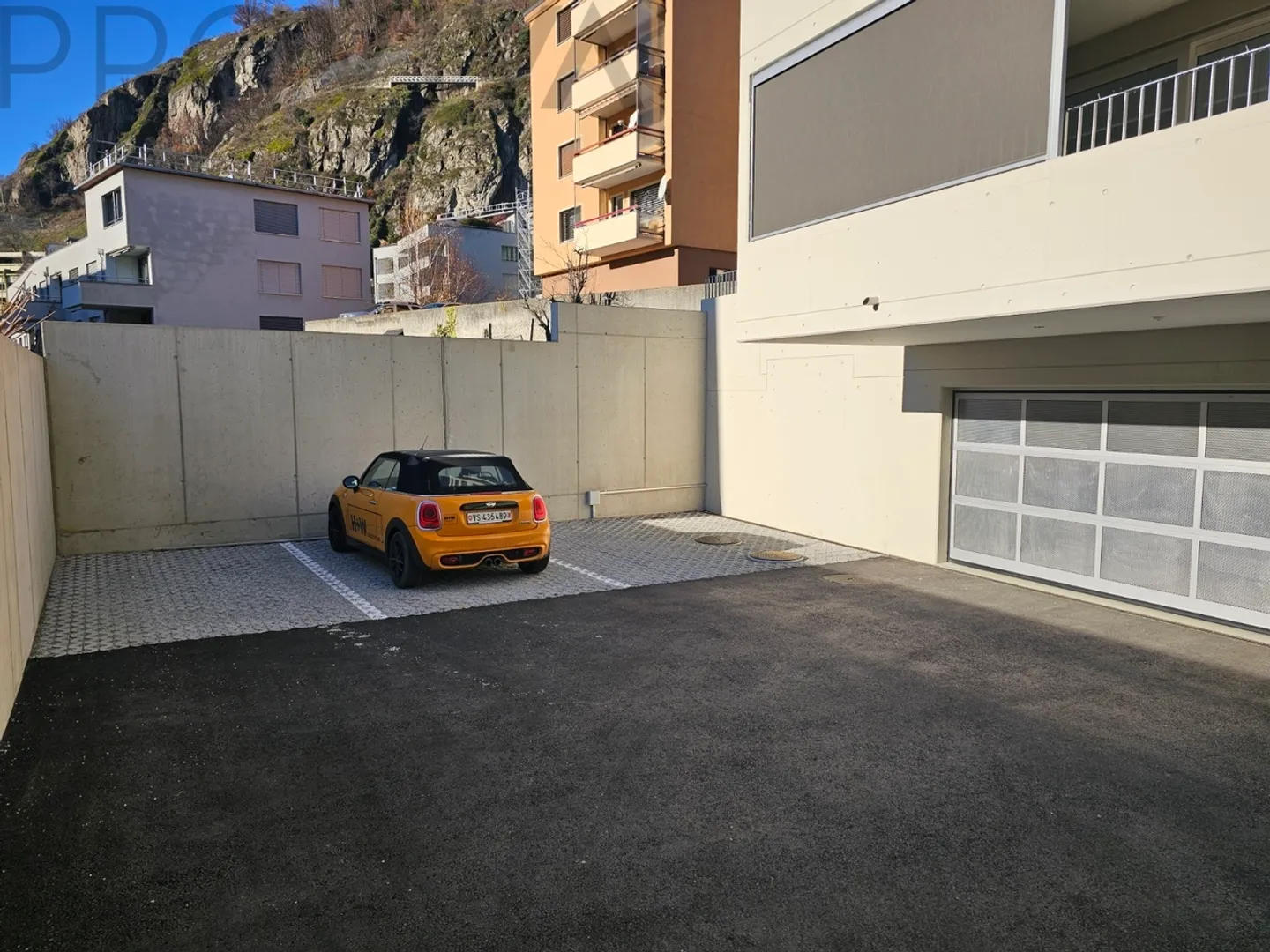 Parking space in the center of Naters - Photo 1 of 4
