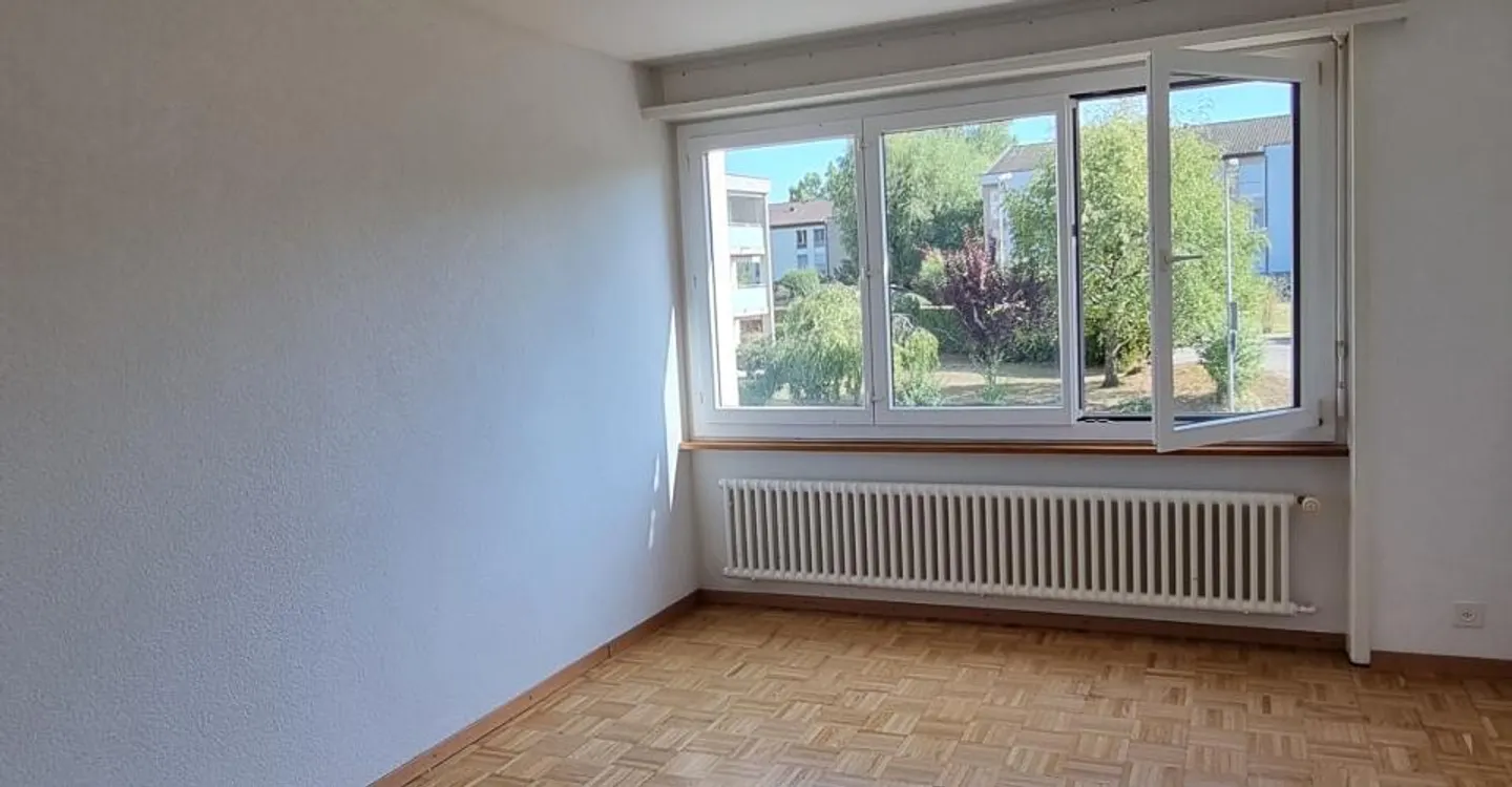 Helles 4-Zimmer Appartement in Colombier - Foto 3 von 7