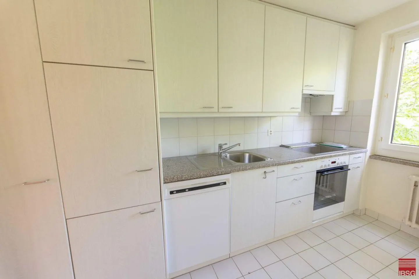 Appartement à louer - Photo 2 sur 8