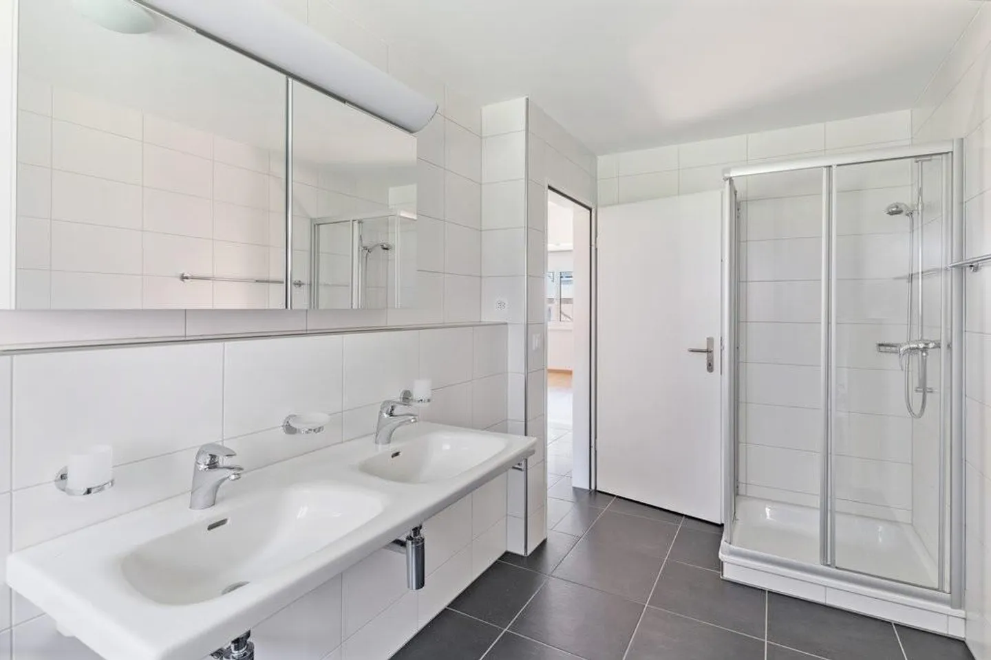 Sunny 4.5 room apartment in Sevelen - Photo 8 of 10