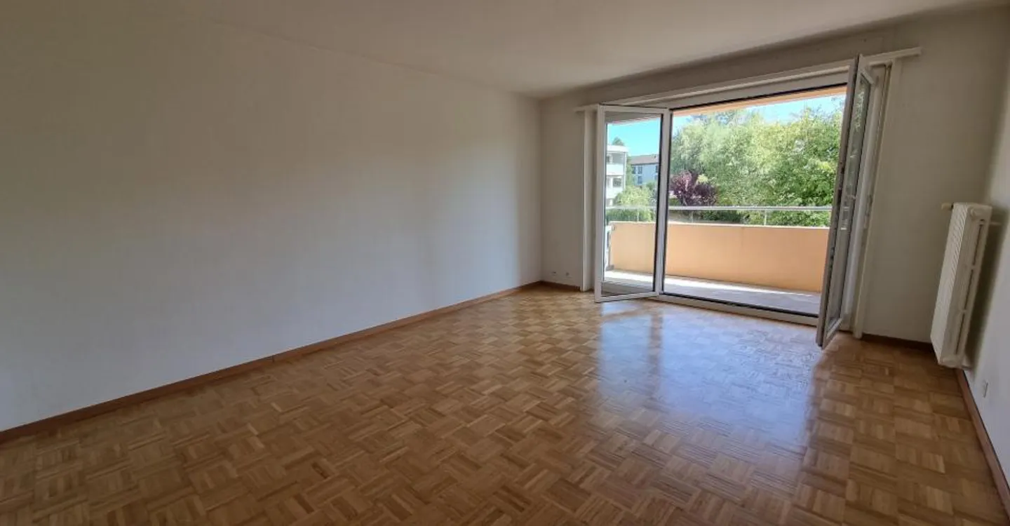 Helles 4-Zimmer Appartement in Colombier - Foto 4 von 7