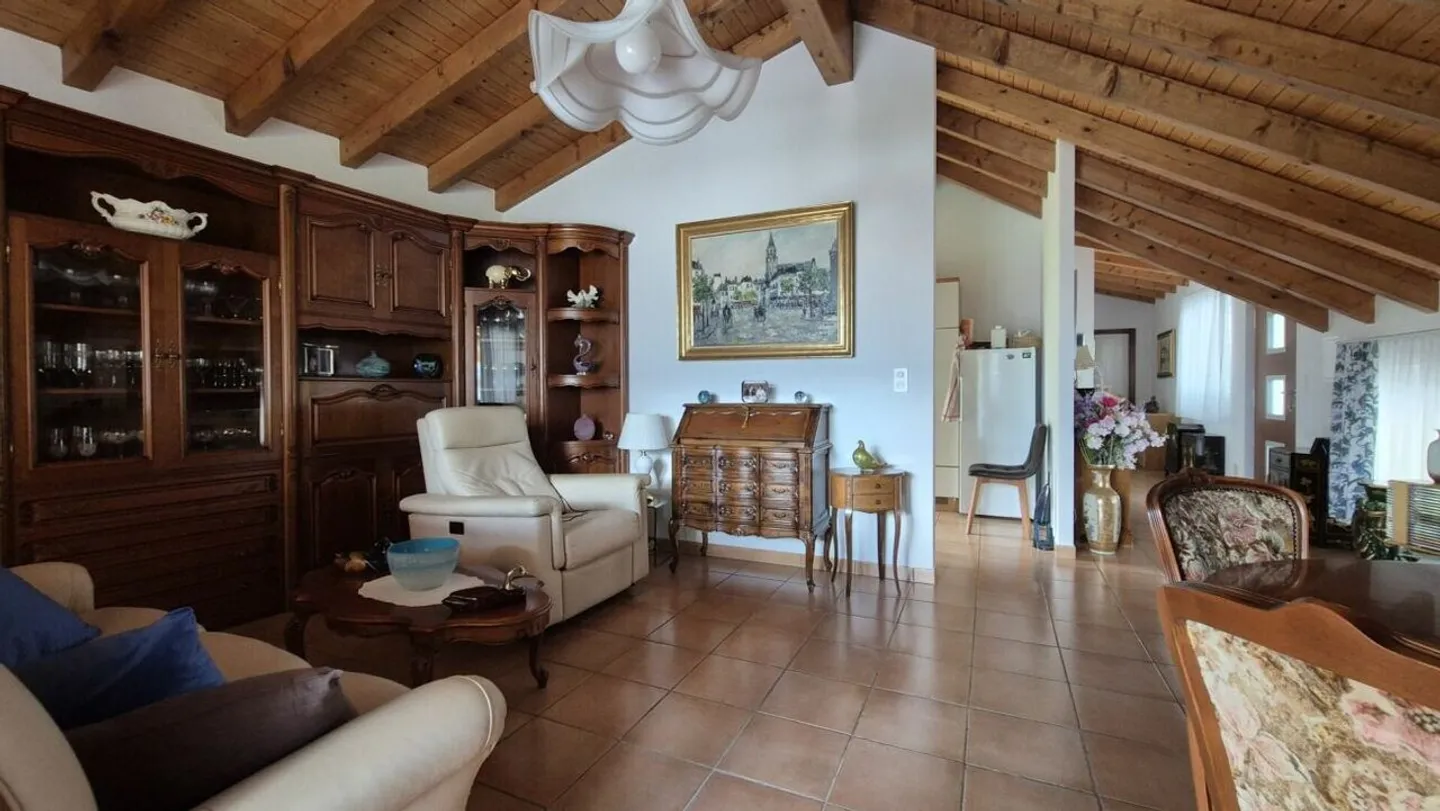 Casa con due appartamenti a Chamoson - Foto 7 di 19