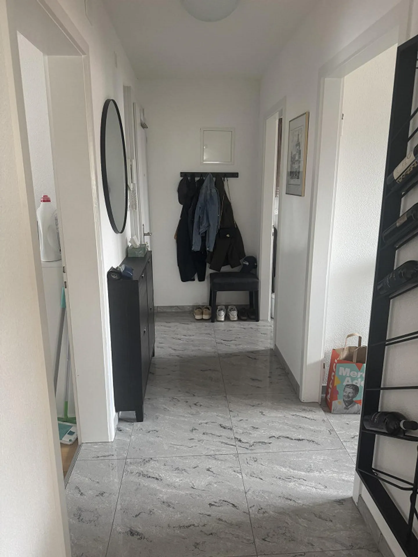 Moderno appartamento con 3 camere e balcone a Murten - Foto 4 di 8