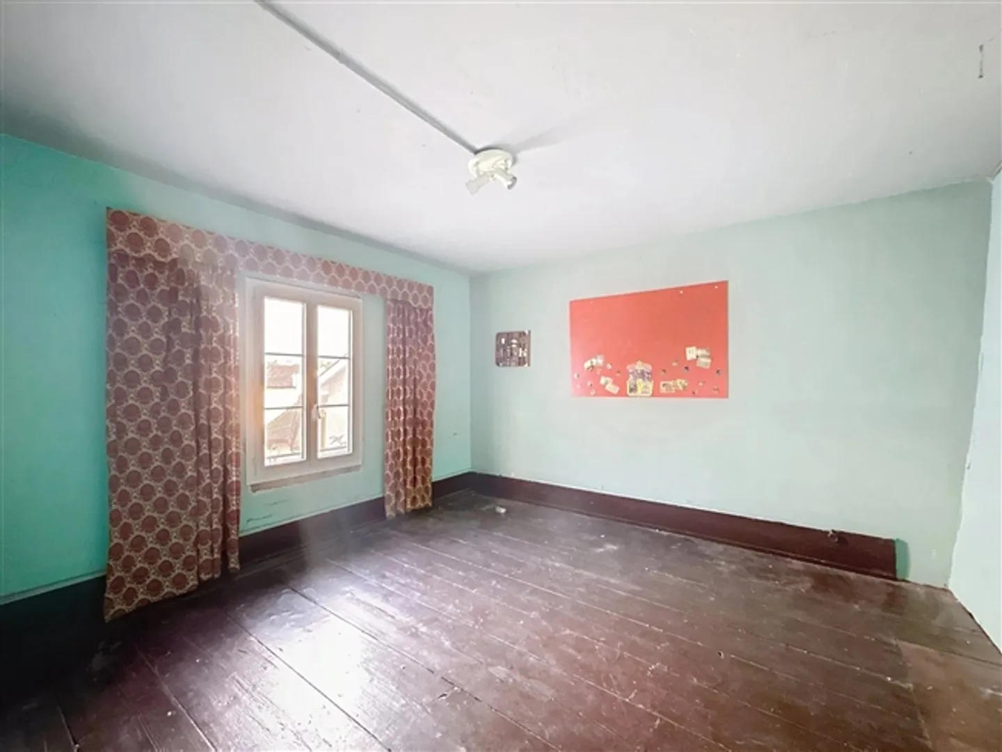 Village House with 2 Independent Apartments - Photo 10 of 11