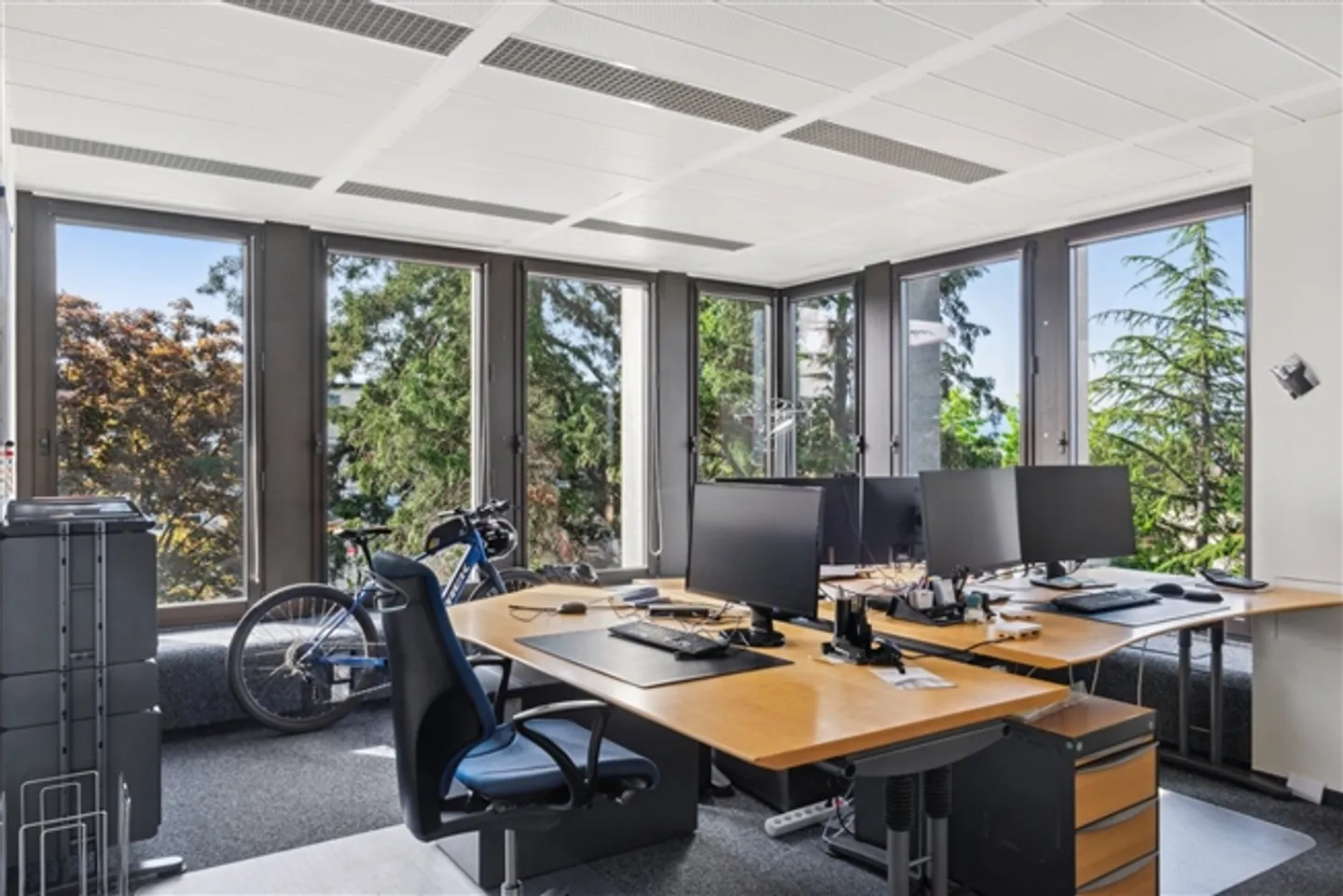 Espace de Bureau Moderne en Emplacement Privilégié - Photo 8 sur 12