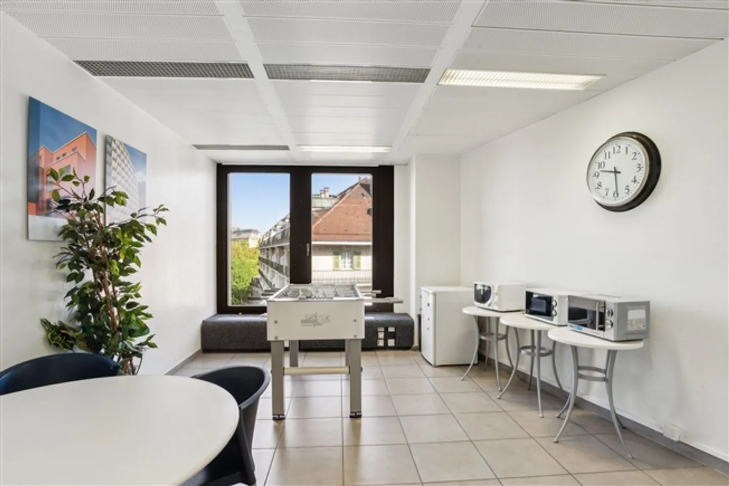 Espace de Bureau Moderne en Emplacement Privilégié - Photo 11 sur 12