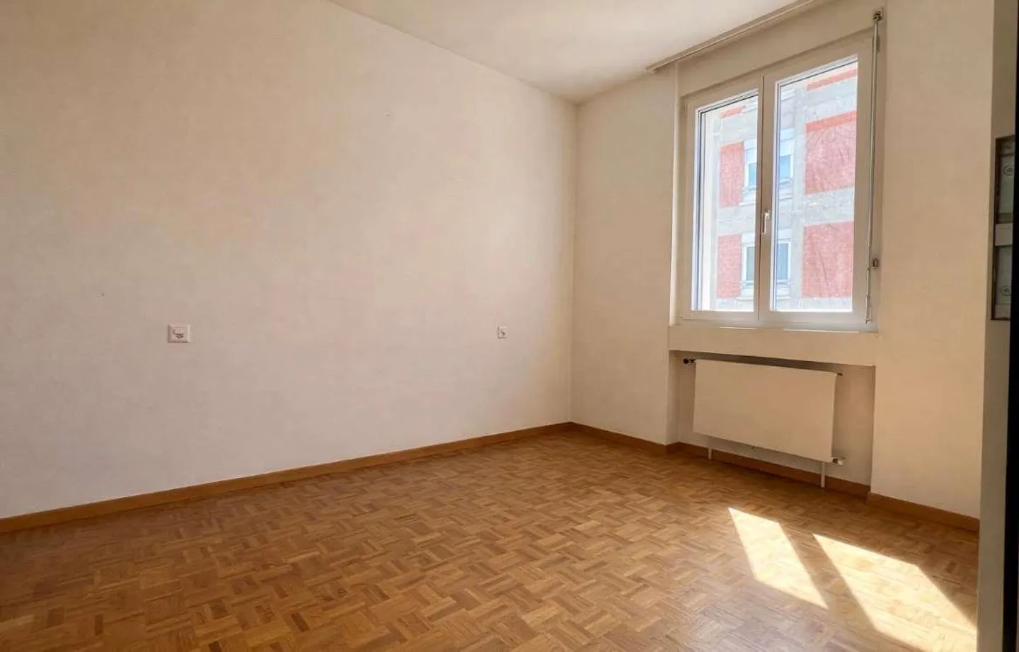 Appartamento Centrale con Grande Potenziale - Foto 5 di 8