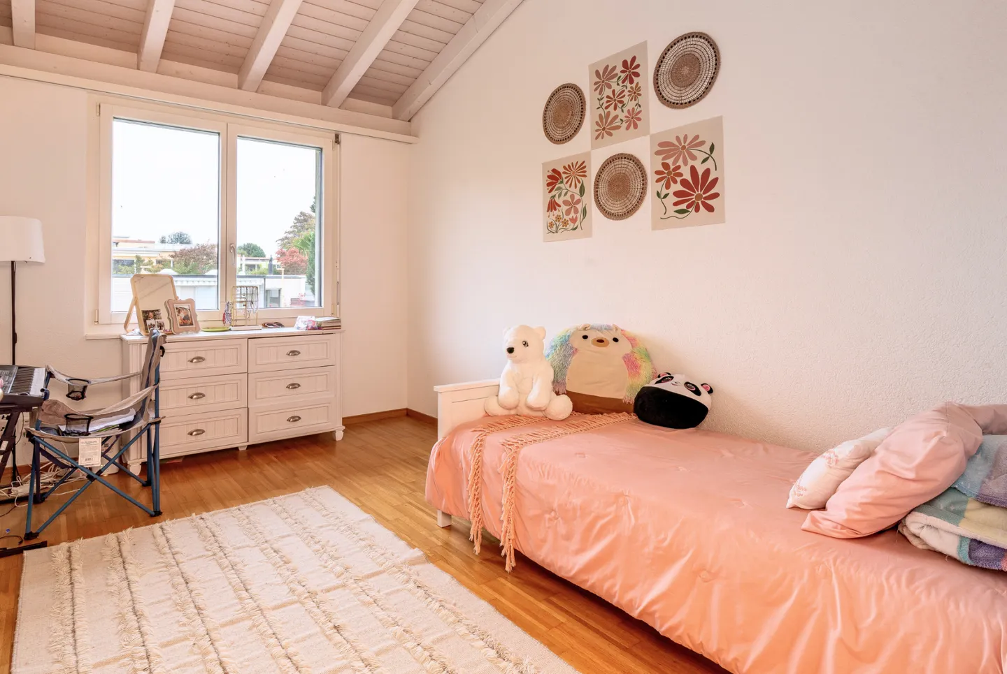 Casa bifamiliare di 6,5 stanze in una posizione adatta alle famiglie - Foto 8 di 13