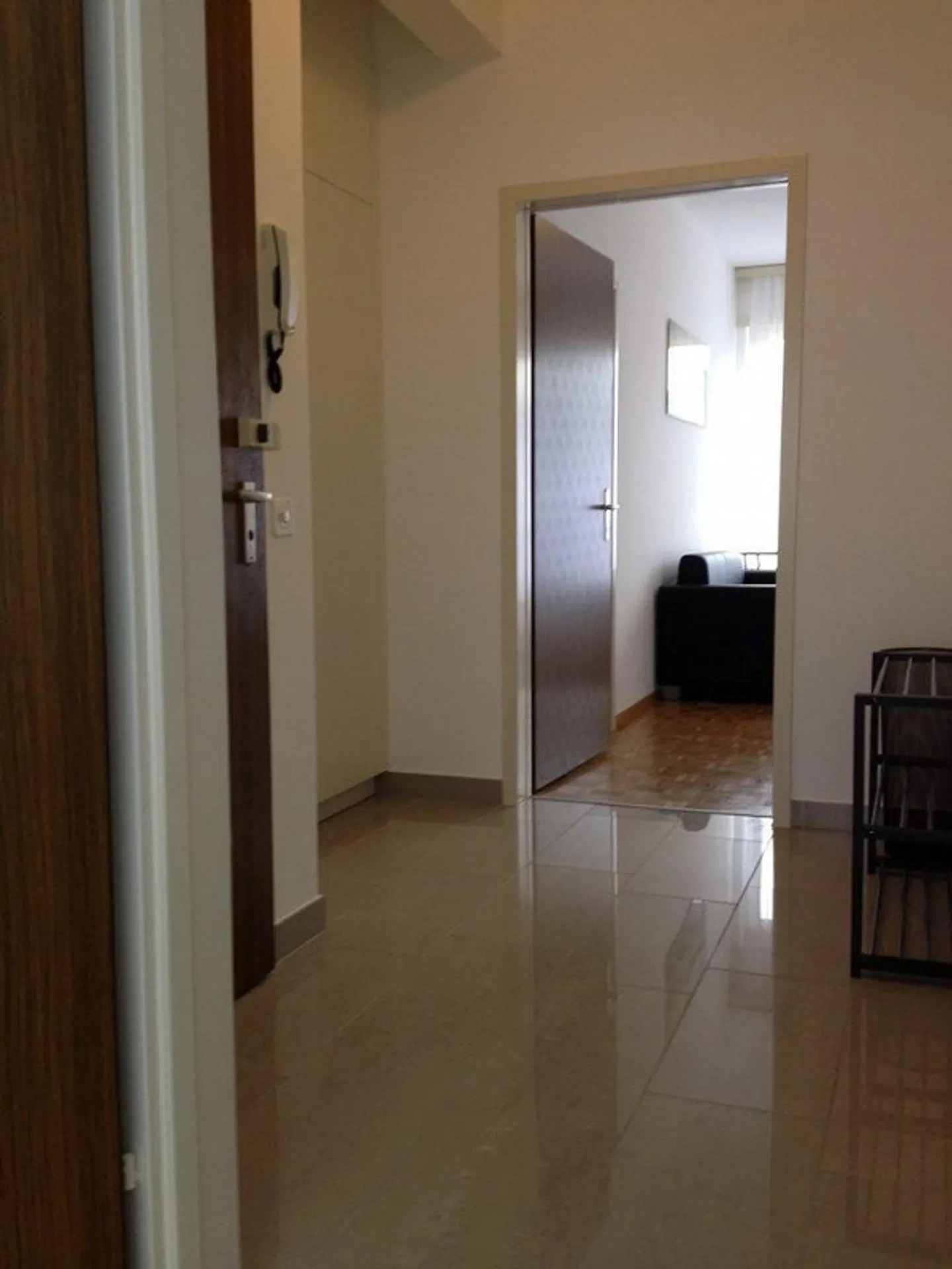 Appartamento arredato di 2,5 locali in affitto a Lugano - Foto 2 di 7