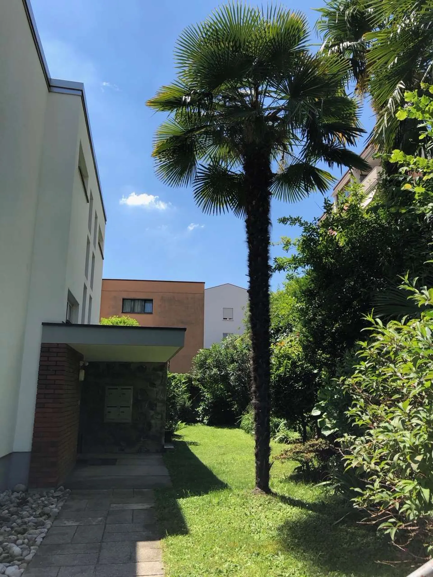 Apartment for rent - Photo 5 of 10